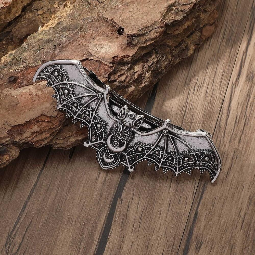 Hollow Pattern Bat Spring Clip Gothic Style Hairpin Fashion Halloween Hair Clip Mother's Day