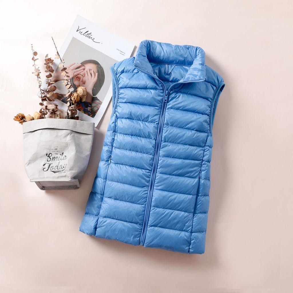 Women's Lightweight Down Vest, Korean Style, Stand-Up Collar, Slim-Fit, Sleeveless Jacket for Autumn and Winter.