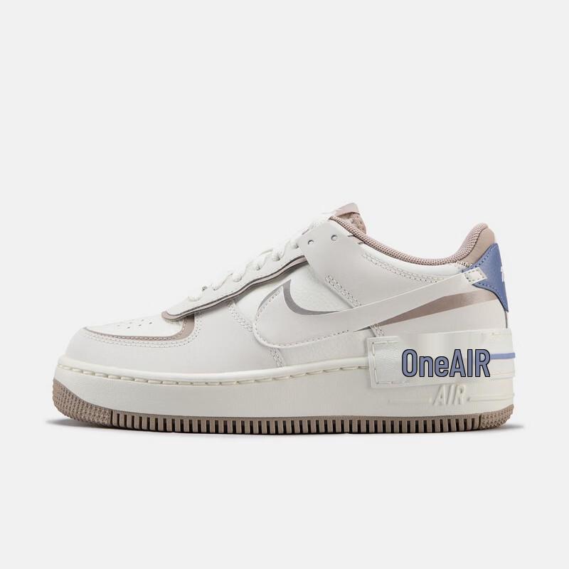 Nike Women s AF1 Air Force 1 Casual Sneakers 38.5
