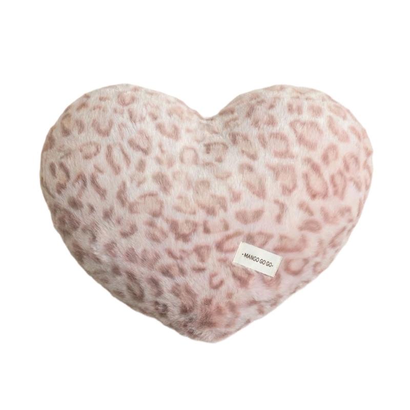 

Stylish Leopard Pattern Heart Designs PP Cotton Throw Pillow Adding Fashion to Living Room Sofa Bedroom and Auto Interior розовый