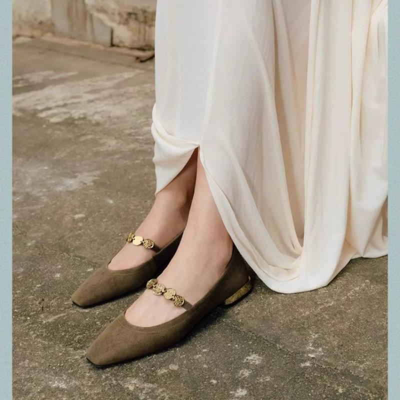 Fashion Arden Furtado 2025 Sheep Suede Word-cingulate Mary Jane Shoes Square-head Low Heel Metal Chain Single Shoe  Flat Shoes