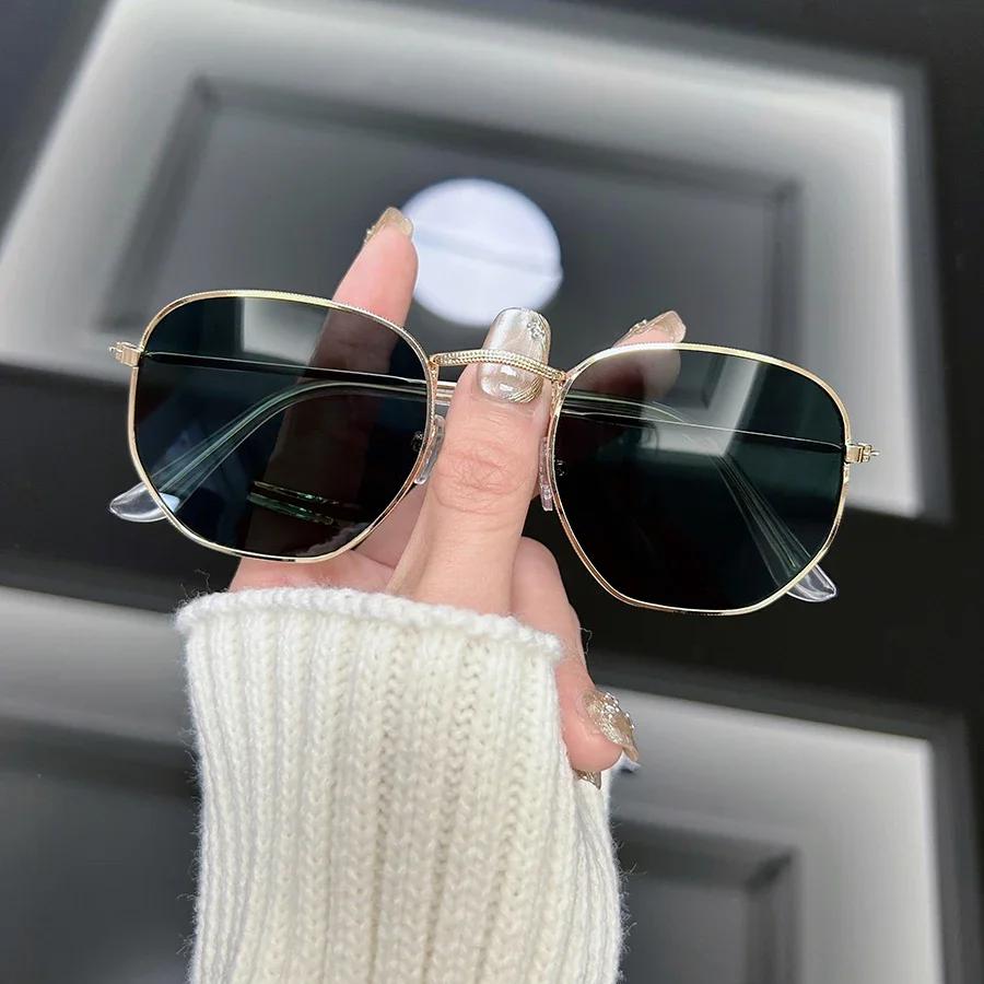 Vintage Square Sunglasses Women Men Fashion Brand Designer Retro Sun Glasses Female Male Mirror Ladies Traveling