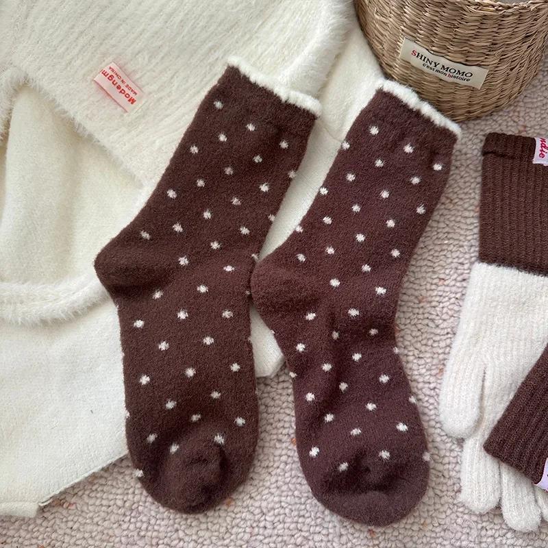 Fashion Autumn Winter Warm Thick Floor Socks with Velvet Dots Australian Fleece Home Cute Confinement Socks Versatile Floor Sox
