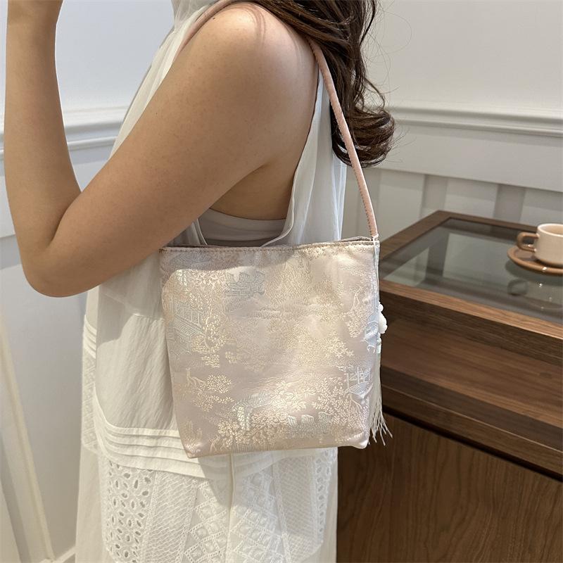 New Chinese Style Single-shoulder Underarm Bag Portable Personality Niche New Chinese Style Bag Women's Beautiful Casual Bucket Bag