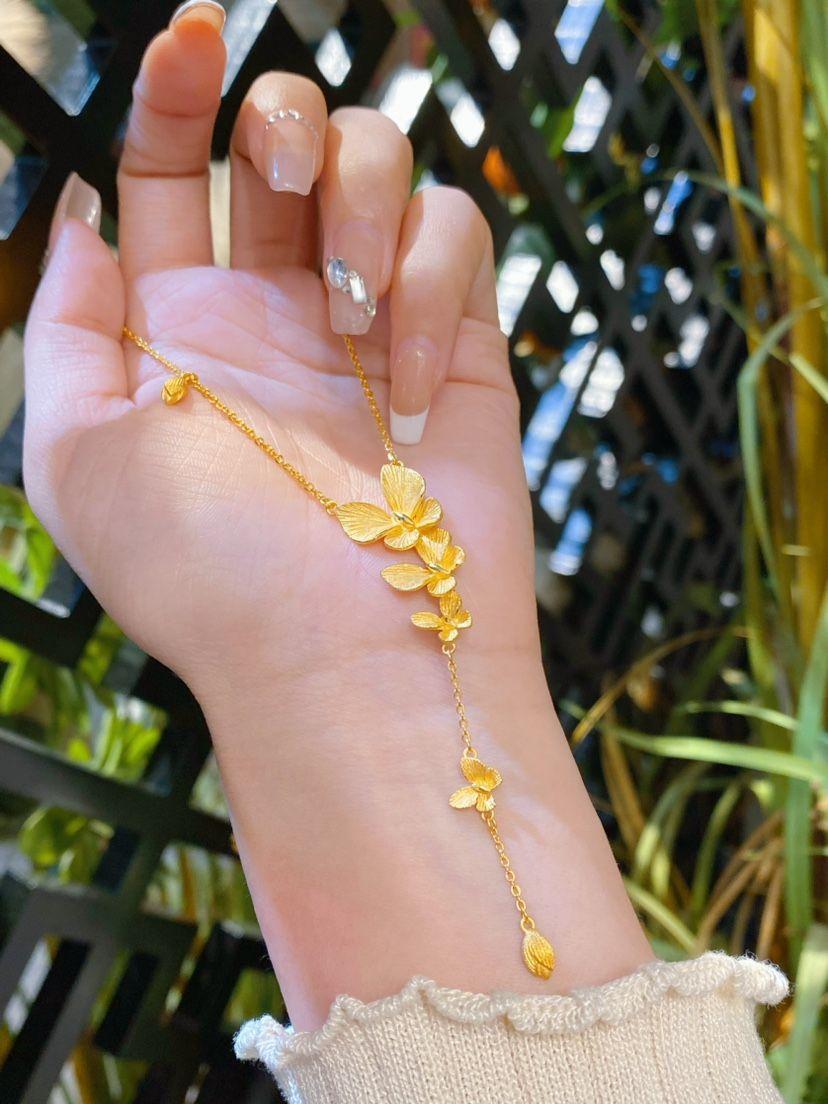 Golden Tassel Necklace Long Love Clavicle Chain Elegant Fashion Versatile Birthday Gift