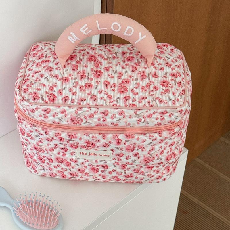 1pc/set Floral Quilted Makeup Bag, Multifunctional Makeup Bag, Large Capacity Travel Makeup Box, Cute Portable Toiletry Bag Set