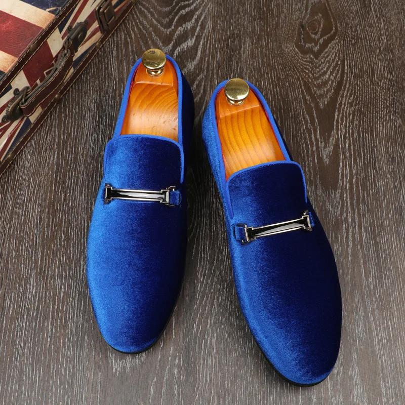 New Luxury Designer Fashion Pointed Black Blue Red Velvet Shoes Men Casual Loafers Formal Dress Footwear Shoes for Men