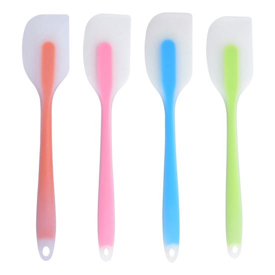 Silicone Spatula Heat-Resistant Non-Stick Baking Tool for Spreading Scraping Mixing Dishwasher Safe Essential Kitchen Utensil for Cakes Jam