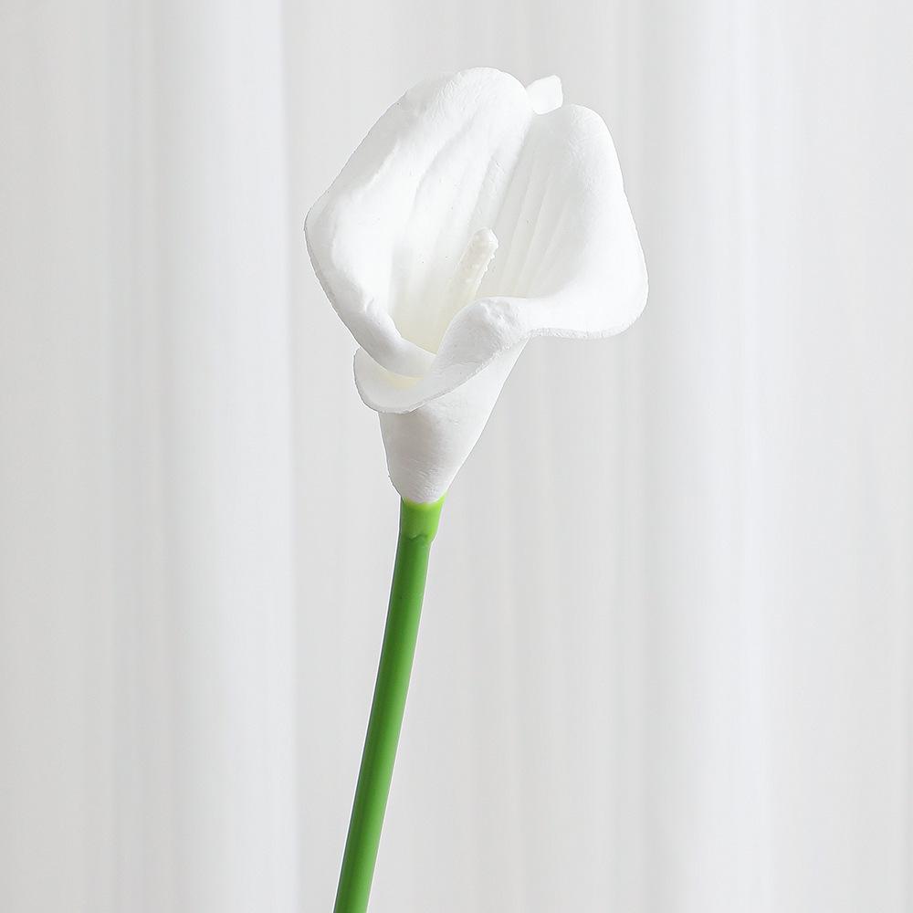Calla Lily Artificial Wedding Bouquet - Home & Table Decor Flower Ornament