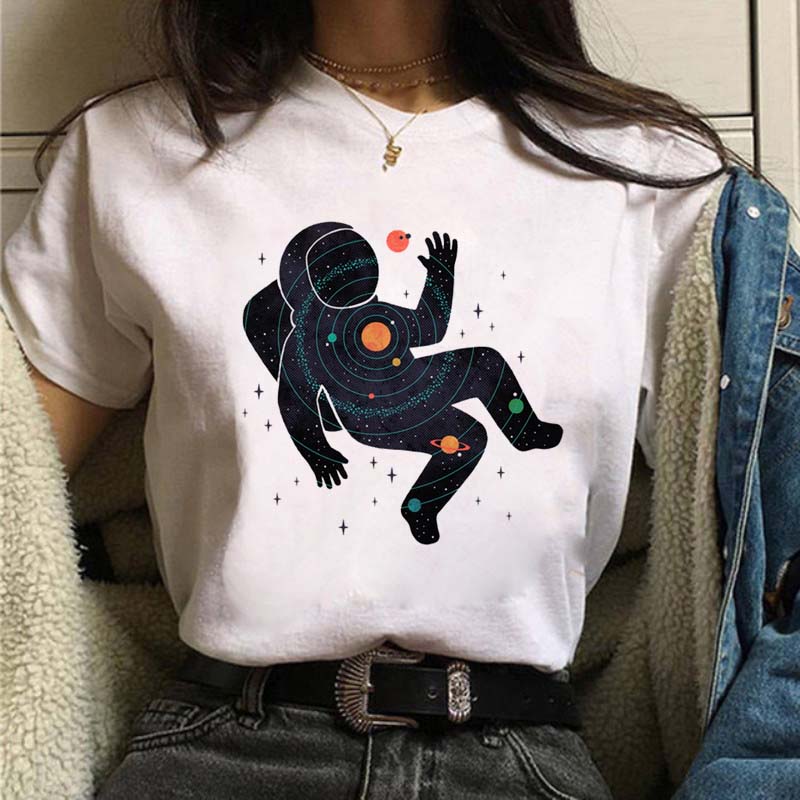 Harajuku Funny Aesthetic T-shirt Women New Summer Fashion Cartoon Astronaut Print Universe Space
