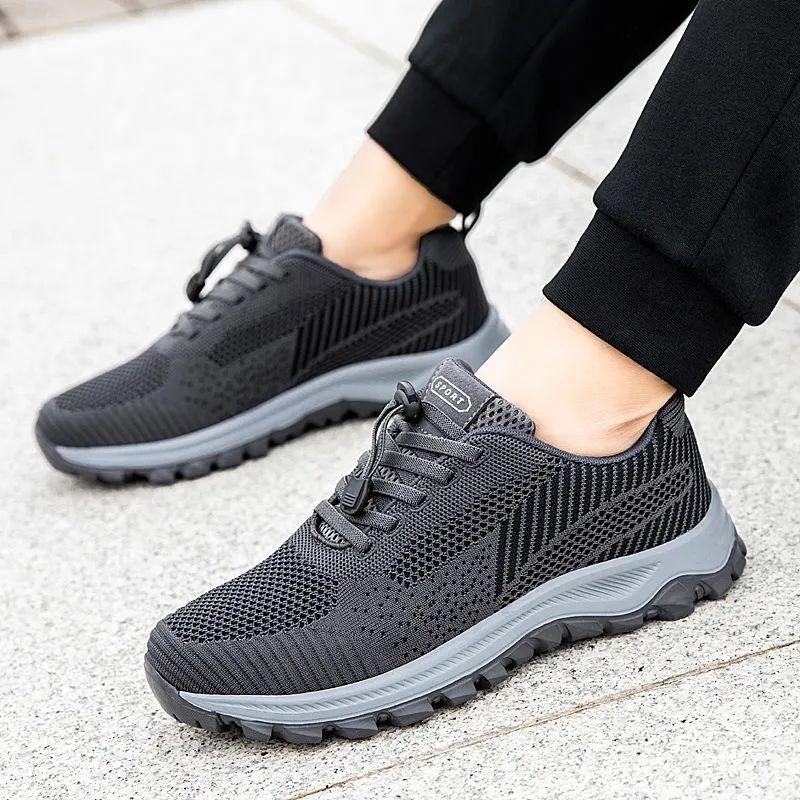 Shoes Women's 2025 New Spring and Autumn Walking Women's Soft Soles Are Not Tired Feet Middle-aged and Elderly Walking Shoes Breathable Mesh Mot
