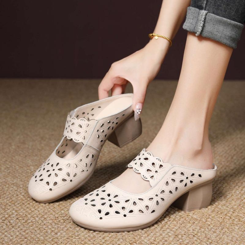 New summer first-layer cowhide cool slippers women's slippers wear fashionable and versatile retro bag head slippers