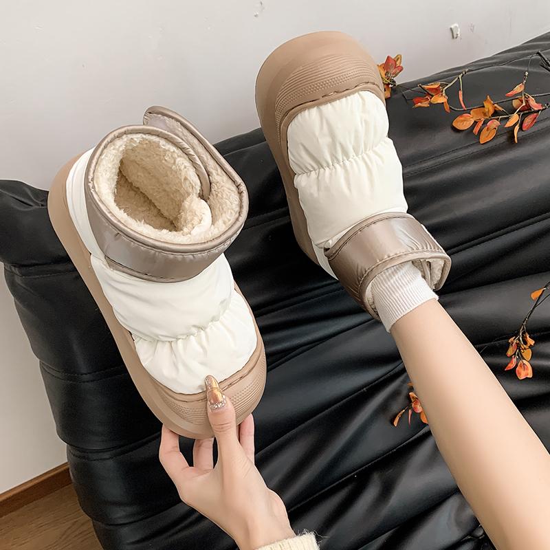 Módní dámské teplé sněhule na silné podrážce Zimní nové módní kožené s plochou podrážkou s kulatou špičkou Roztomilé ležérní a pohodlné dámské boty