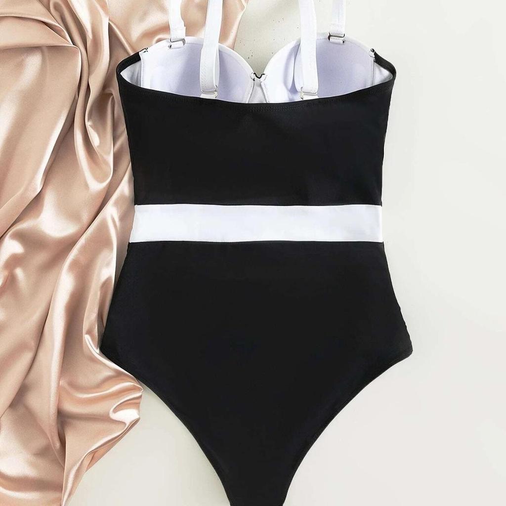 Evropské a americké jednodílné plavky se šněrováním a vycpávkami na prsou - Sexy bikiny styl dámské plážové oblečení