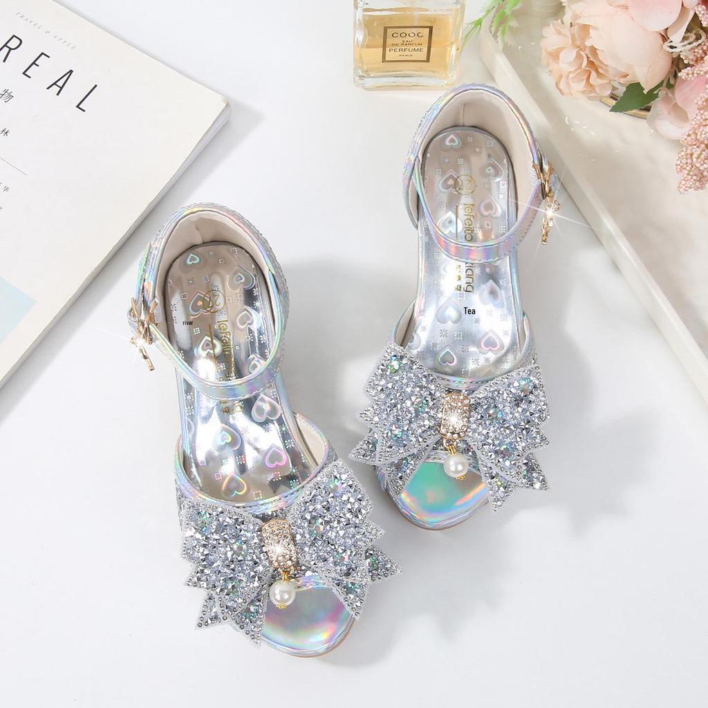 Silver Fish-Mouth Pearl Pendant Sandals - New Style, Soft-Soled Girls' Princess Shoes for Performance.
