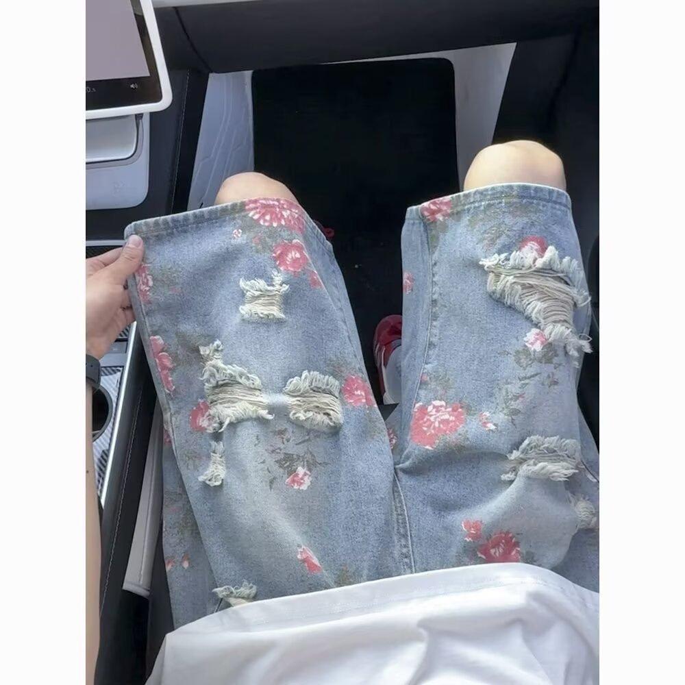 Flower Jacquard Ripped Denim Shorts Men's and Women's Niche Design Sense Washed and Old Trend Straight Five-point Pants Tide