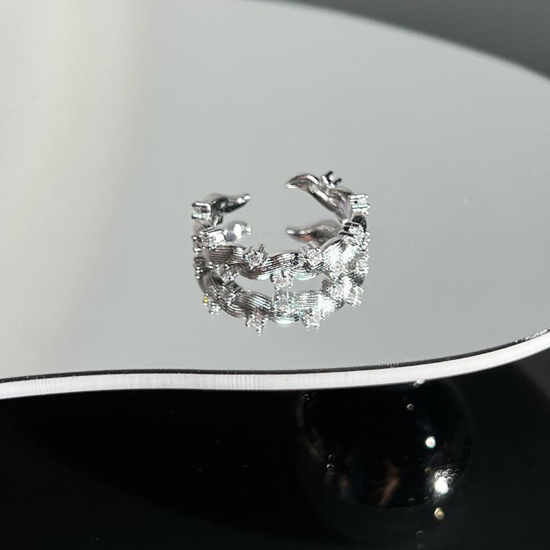 Collection retro Italian court style brushed hollow lace open ring women's fashion niche versatile ring