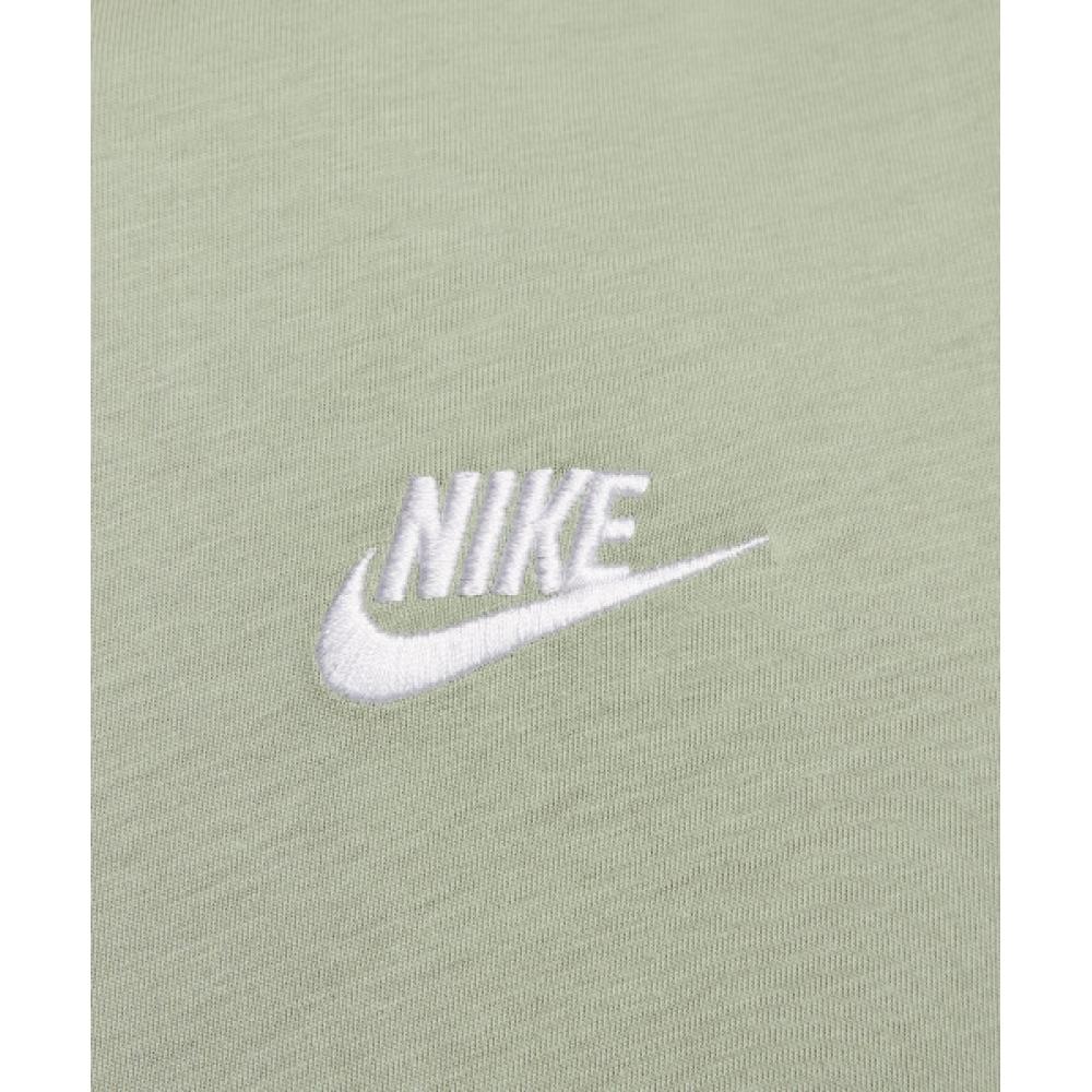 Nike SporTswear Club T shirT M   Jade Horizon Ar4999 371