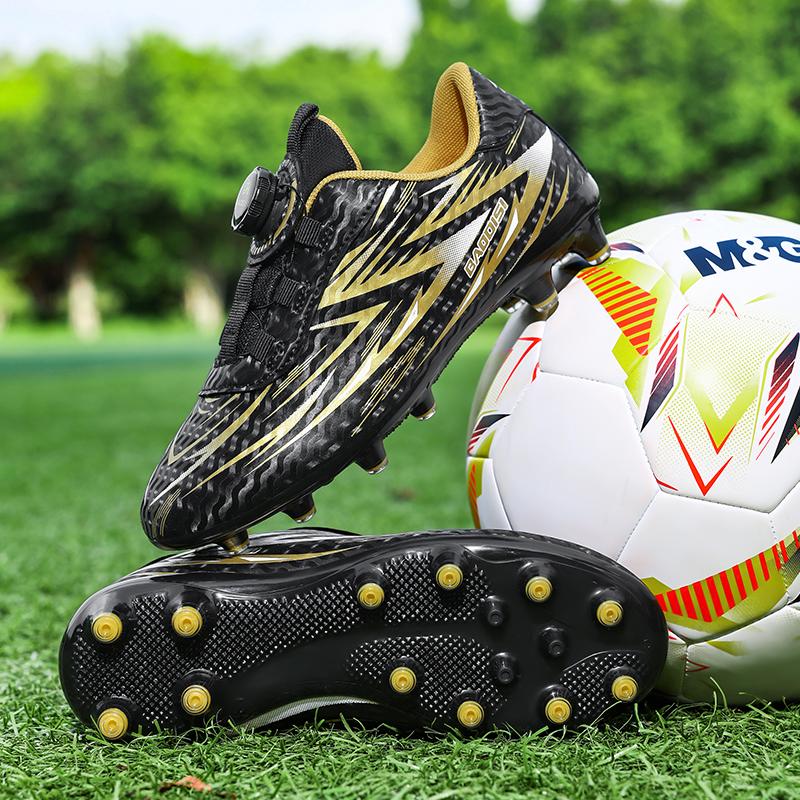 Hot Selling spring Balanced Lightweight Childrens Football Shoes Breatha Anti Slip Sports Shoes Daily Nail Shoes That Fit Snugly