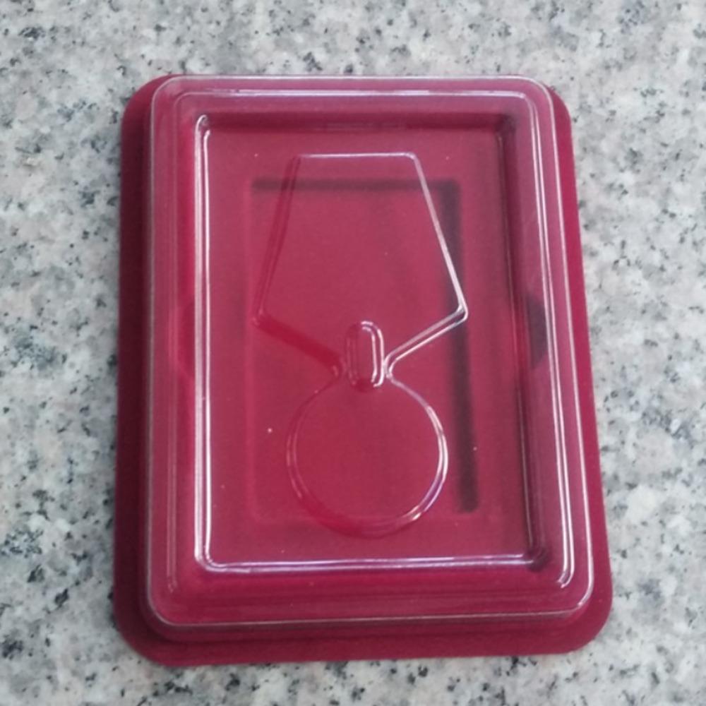 

Аксессуары к советским медалям Пустая коробка для сбора советской российской медали не содержит медалей и грамот