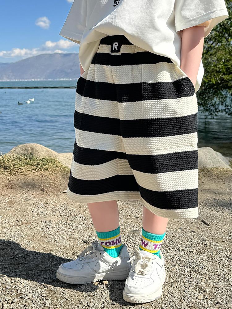 Boys Summer Striped Capri Shorts Loose Fit Breathable for Spring and Summer
