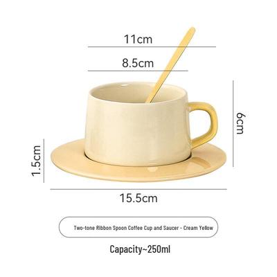 Nordisches Keramik-Kaffeebecher- und Untertassen-Set