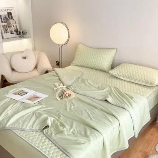 New Solid Color Cool Silk Summer Quilt Soft And Comfortable Air Conditioner Quilt Single Adult Gift Quilt