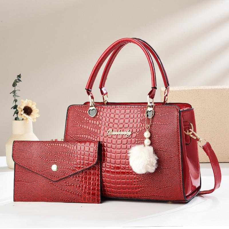 Versatile Fashionable Luxury Shoulder Bag Crossbody Bag for Commuting PU Material Casual Tote Bag Women's Luxury Handbag
