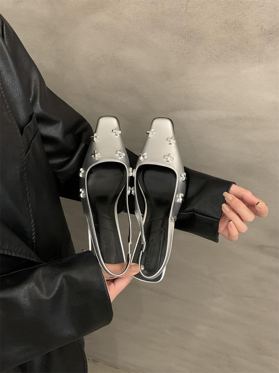 

Fashion Spring and Summer 2025 New French Bag Head Sandals, Thin Heels Are Not Tired, Light Mouth with Skirt, Silver Single Shoes 35 серебряный