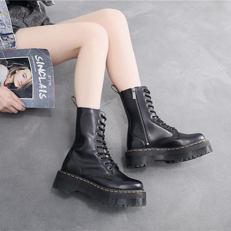 round toe combat boots