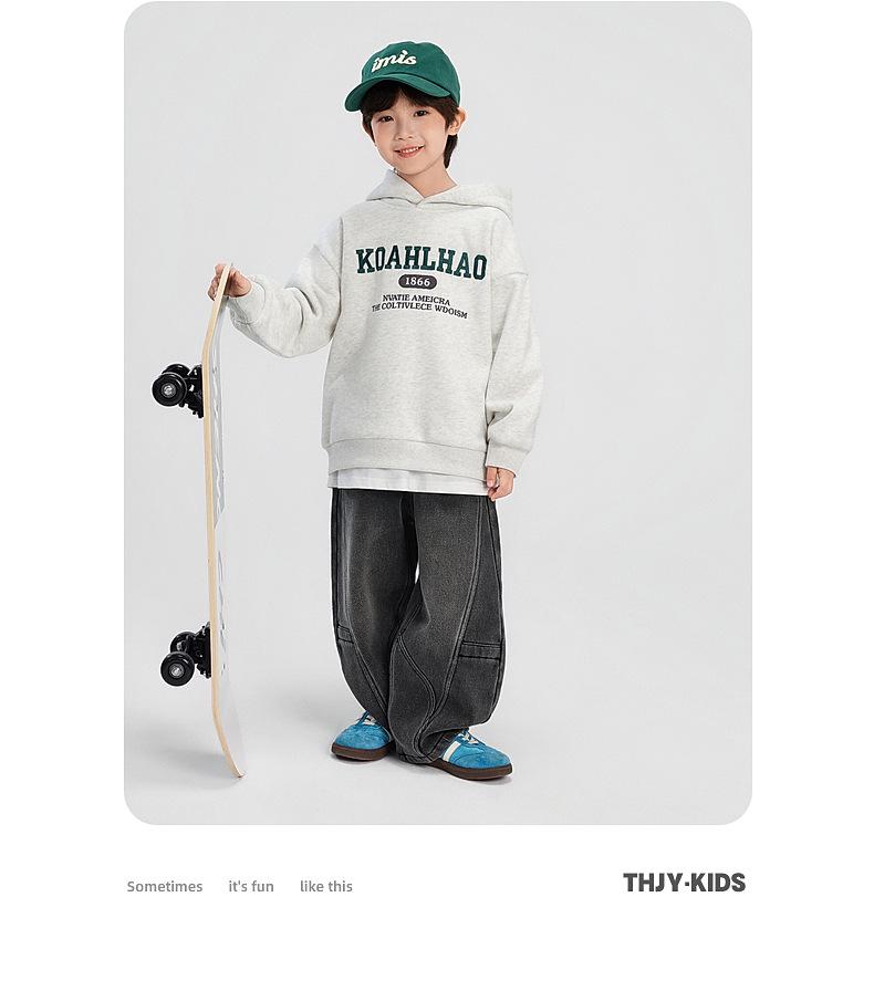 Boys' Fleece-Lined Hooded Sweatshirt - Winter 2025 Style, Thickened for Medium and Large Children