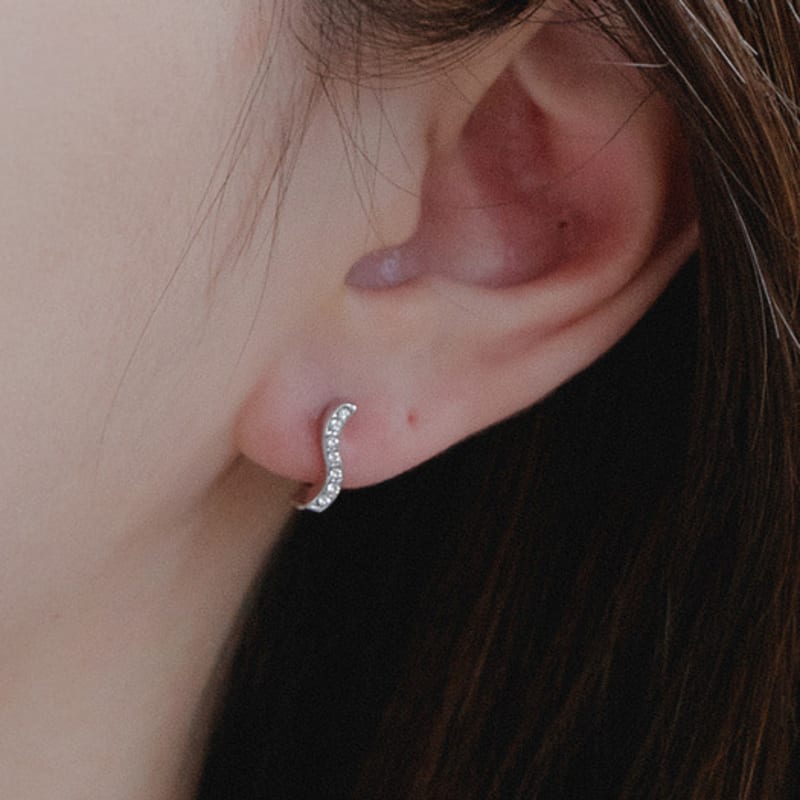 

Primaute Wave Cubic Earring SILVER(PRE418-WH)