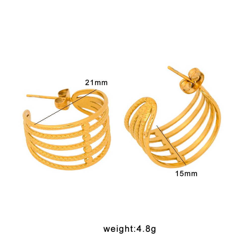 18K Gold Titanium Steel Ram Horn Heart C-Shape Earrings - Fashionable European & American Hollow Ear Studs