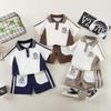 2026 Sommer-Anzug für Jungen mit Buchstaben-Revers: Kurzarmshirt & Baby-Shorts Set