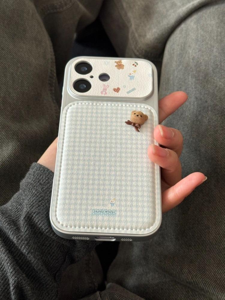 Textured 3D Bear Case for Apple iPhone 17 Pro Max – Aluminum Alloy Hard Shell Shockproof Cute Full Cover for iPhone 17/16/15/14/13/12/11/Pro/Plus