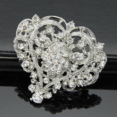 Elegant Heart Shape Brooch Shining Rhinestones Inlaid Pin Suit Lapel Dress Women