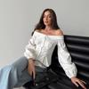 Camisa Branca Sexy Ombro Caído Blusas Femininas Slim Cor Sólida Cintura Marcada Manga Comprida Top Elegante Senhora de Escritório Nova Moda Primavera/Verão 2025
