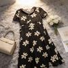 Retro Lace V-neck Floral Short-sleeved Dress Women's Summer New Waist and Thin French A-shaped Long Skirt
