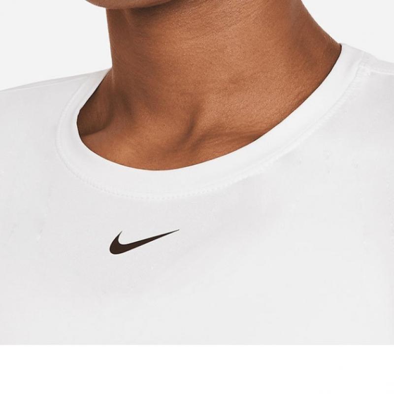 Nike Short Sleeve Tee Women S Dry Fit One Short Sleeve Top Dd0627 100 S2303