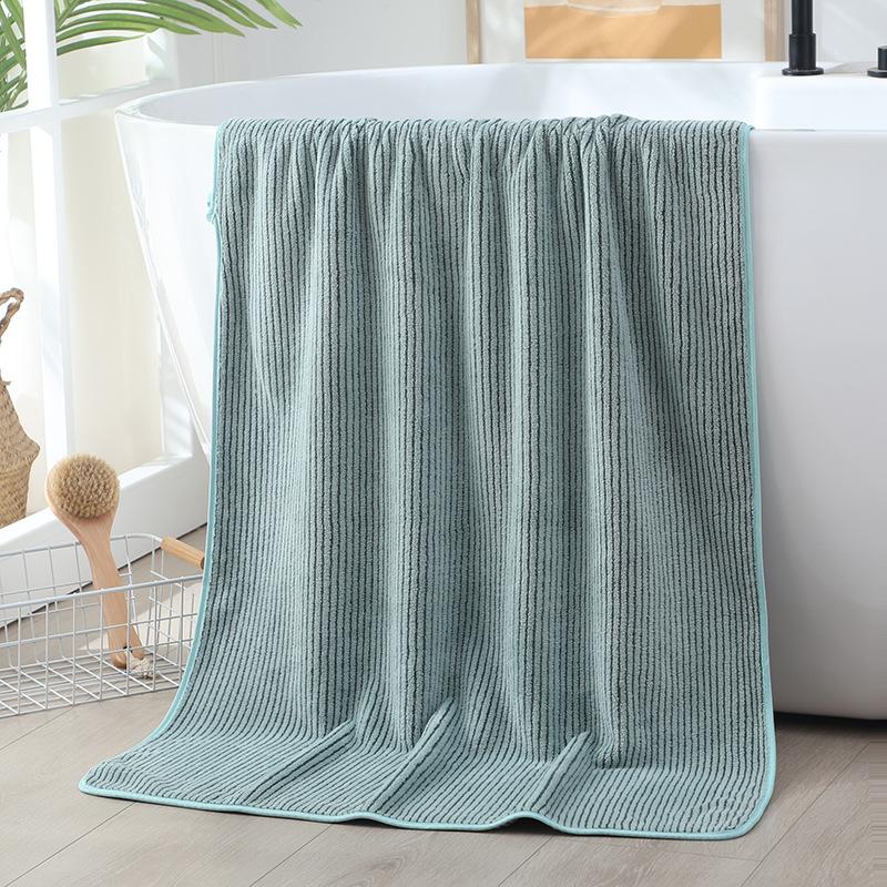 Thickened Coral Fleece Bath Towel Adult Beach Bath Towel Absorbent Quick-drying Bath Towel Household Couple Enlarged Bath Towel