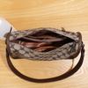 Popular Women's Bags 2025 New Dumpling Bags Large-capacity Handbags Retro Casual Bags Single Shoulder Messenger Bags Women's Tide