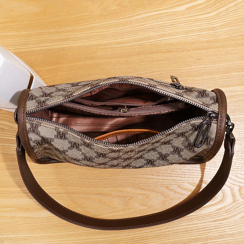 Popular Women's Bags 2025 New Dumpling Bags Large-capacity Handbags Retro Casual Bags Single Shoulder Messenger Bags Women's Tide