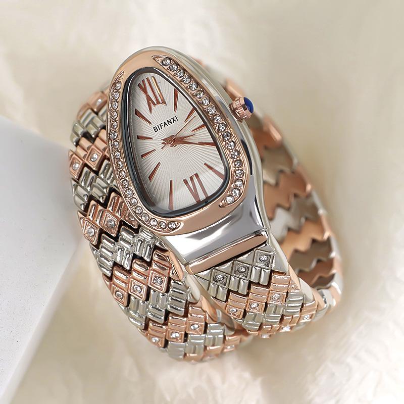 Serpentine with Grain Bracelet Watch Wound Three-pin Quartz Watch Small Dial with Diamonds Light Luxury Niche Temperament Women's Watch