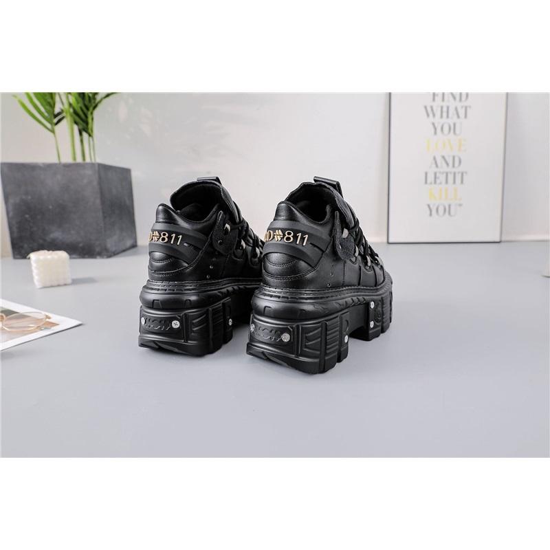 Women Gothic Platform Ankle Boots Metal Rivet Lace Up Chunky Sole Punk Motorcycle Short Boots