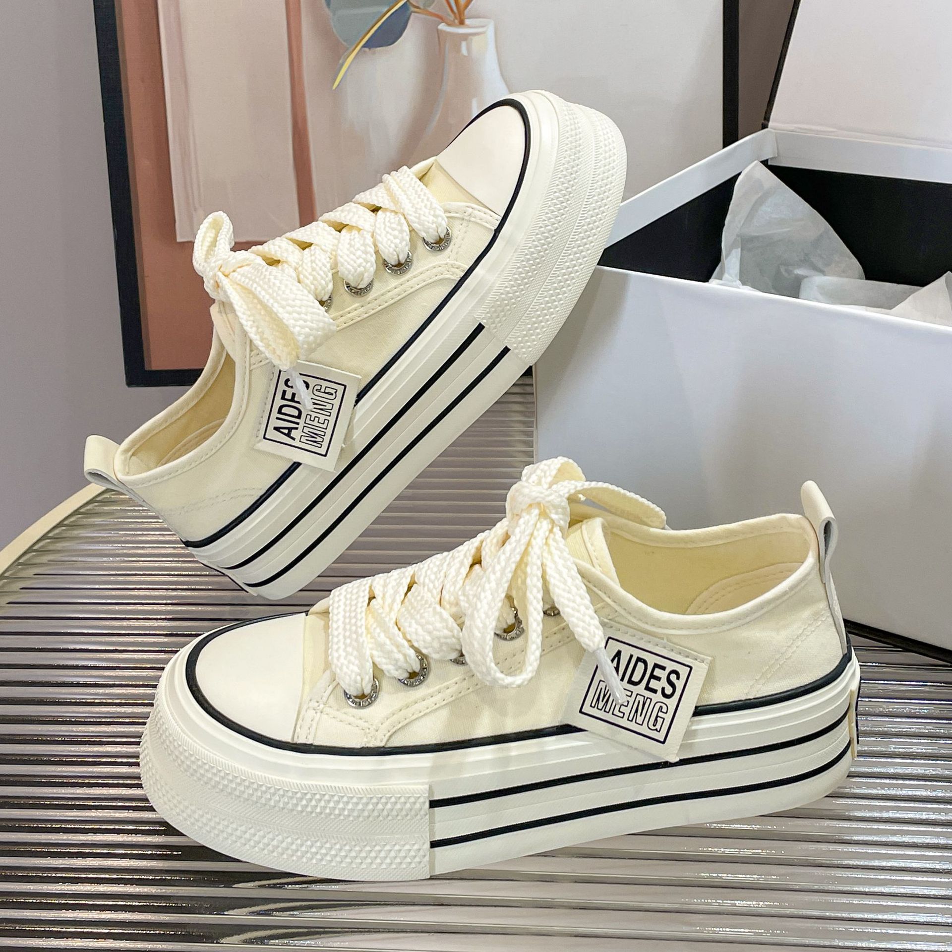 

2025 весна и лето парусиновые туфли женские новые на толстой подошве маленькие мужские усиленные дышащие универсальные повседневные студенческие белые туфли женские 40 бежевый