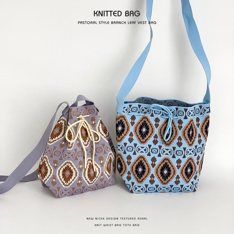 Axelremsväska Trendig och Mångsidig Hinkväska Multifunktionell Snörväska Enkel Axelväska