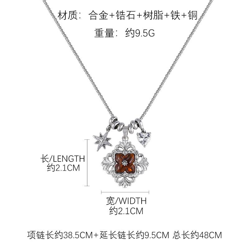Ожерелье Ирис Женское Оригинальное Простое Чувство Дизайна Цепочка на Ключицы Универсальное Ретро Индивидуальность Нежное Универсальное Ожерелье