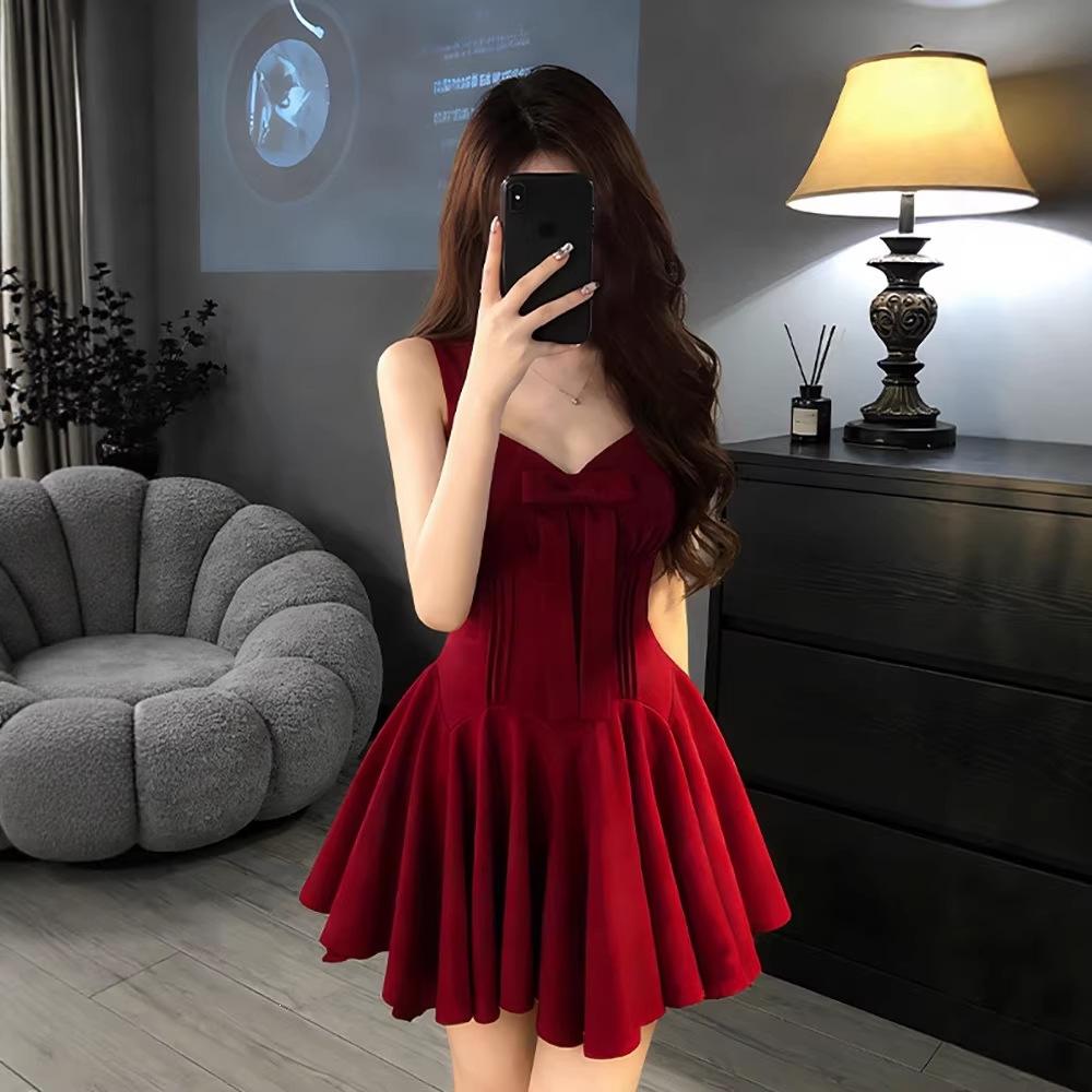 Qianjin Wind Red Bow Suspender Dress Women's Spring Waist Skinny Short Skirt Sleeveless Princess Dress