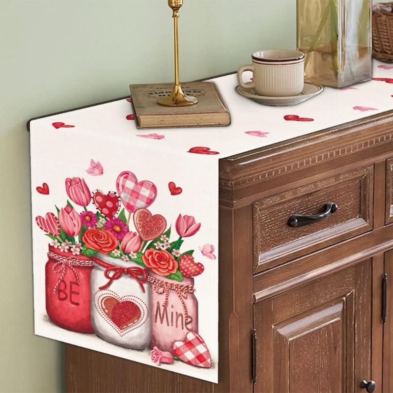 Exquisite Valentine's Day Table Cloth Tablecloth Valentine's Day Celebration Dinner Decoration Perfect for Daily Use