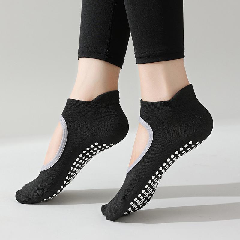 2023 New Yoga Socks Women Professional Non-Slip Pilates Sports Non-Slip Socks Summer Thin Backless Floor Socks